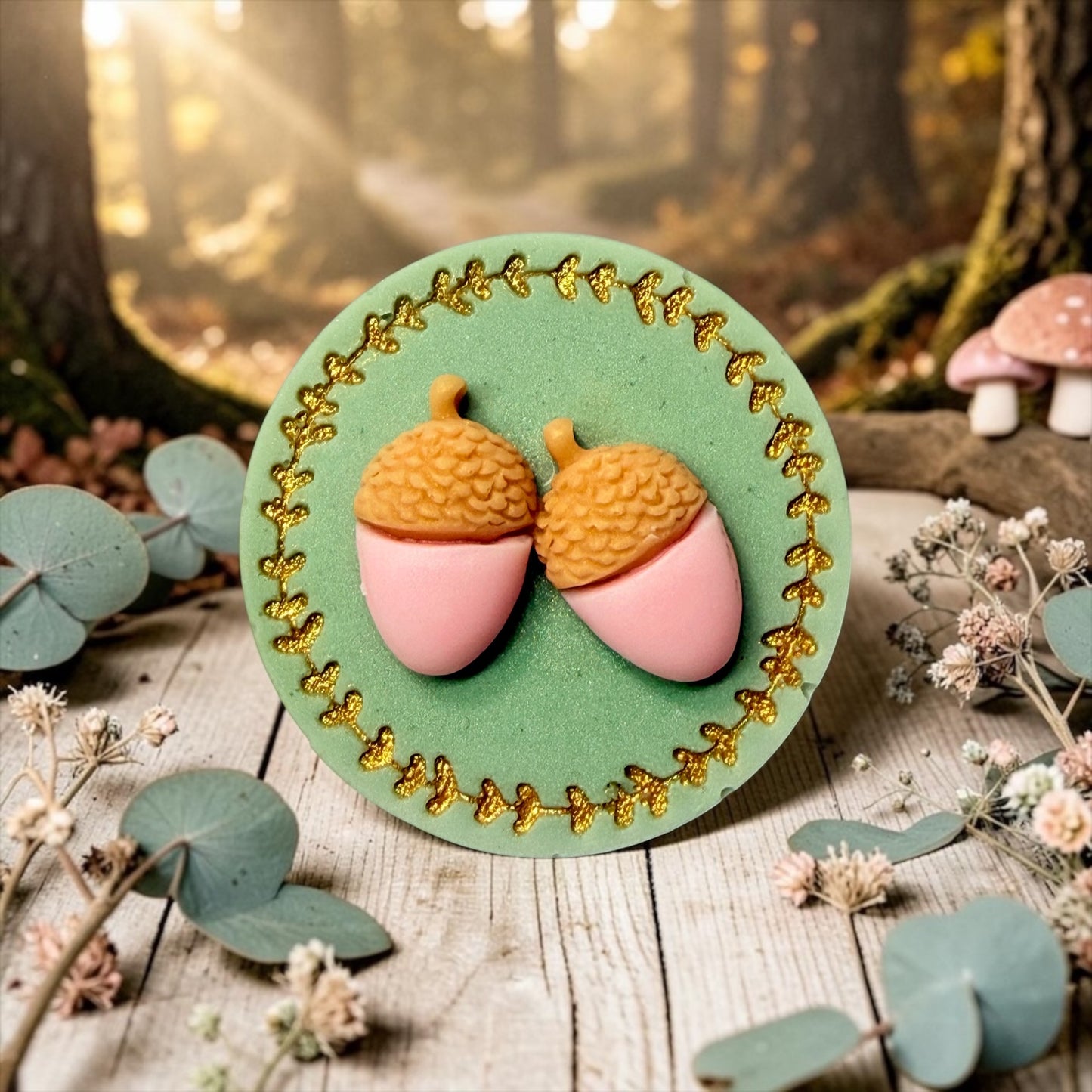 Hello Autumn - Acorn