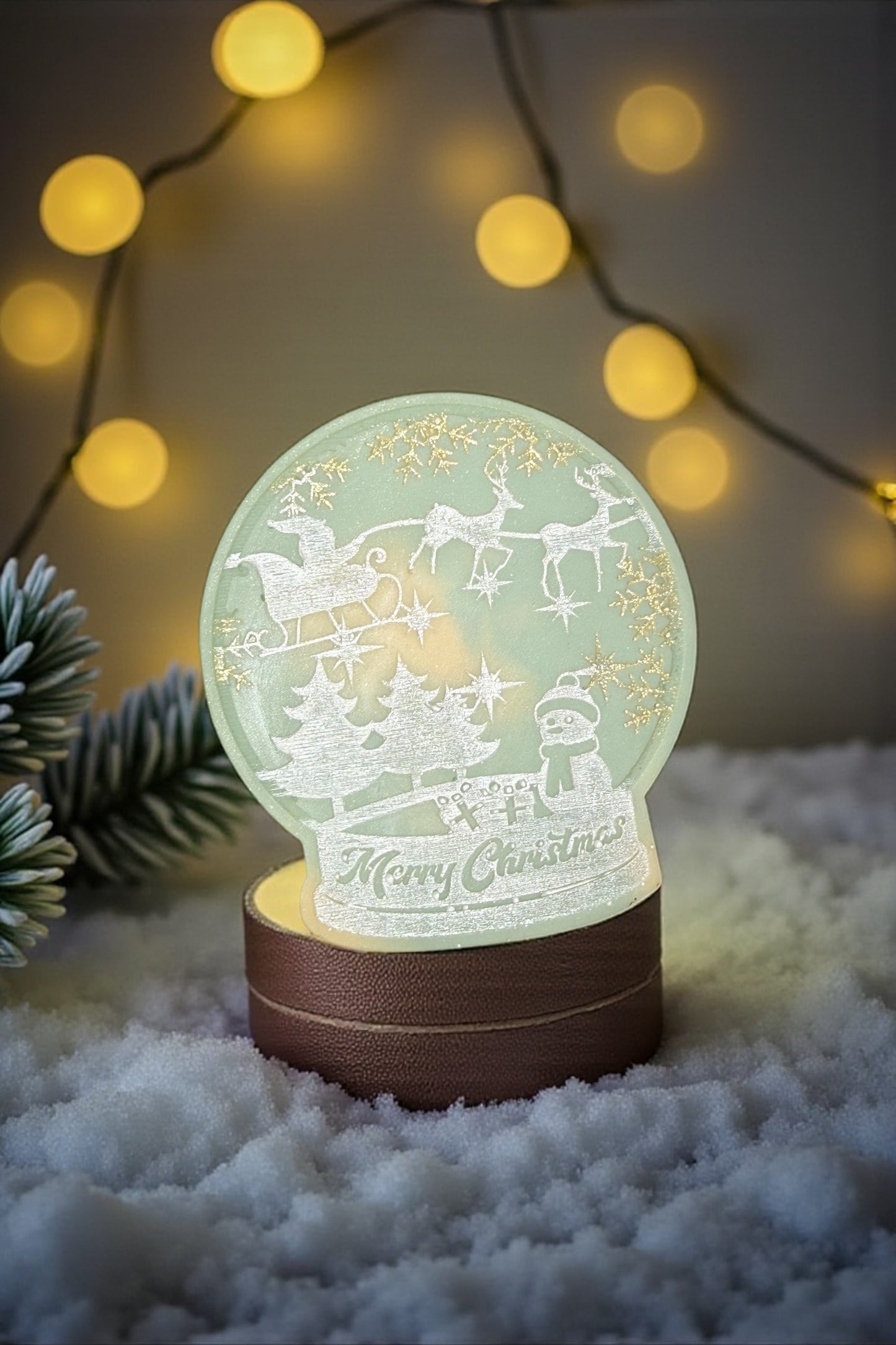 Large Merry Christmas Snow Globe - Warming Cashmere