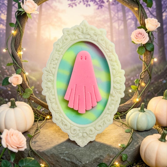 Flor Mystical Ghost Frame