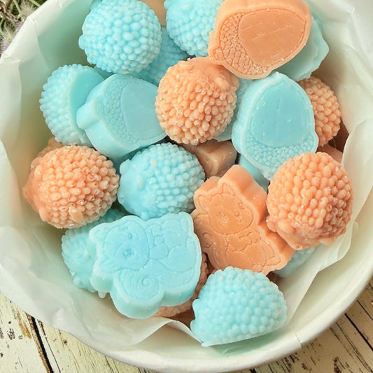 Chunky Knit Cardigan Scent Tub