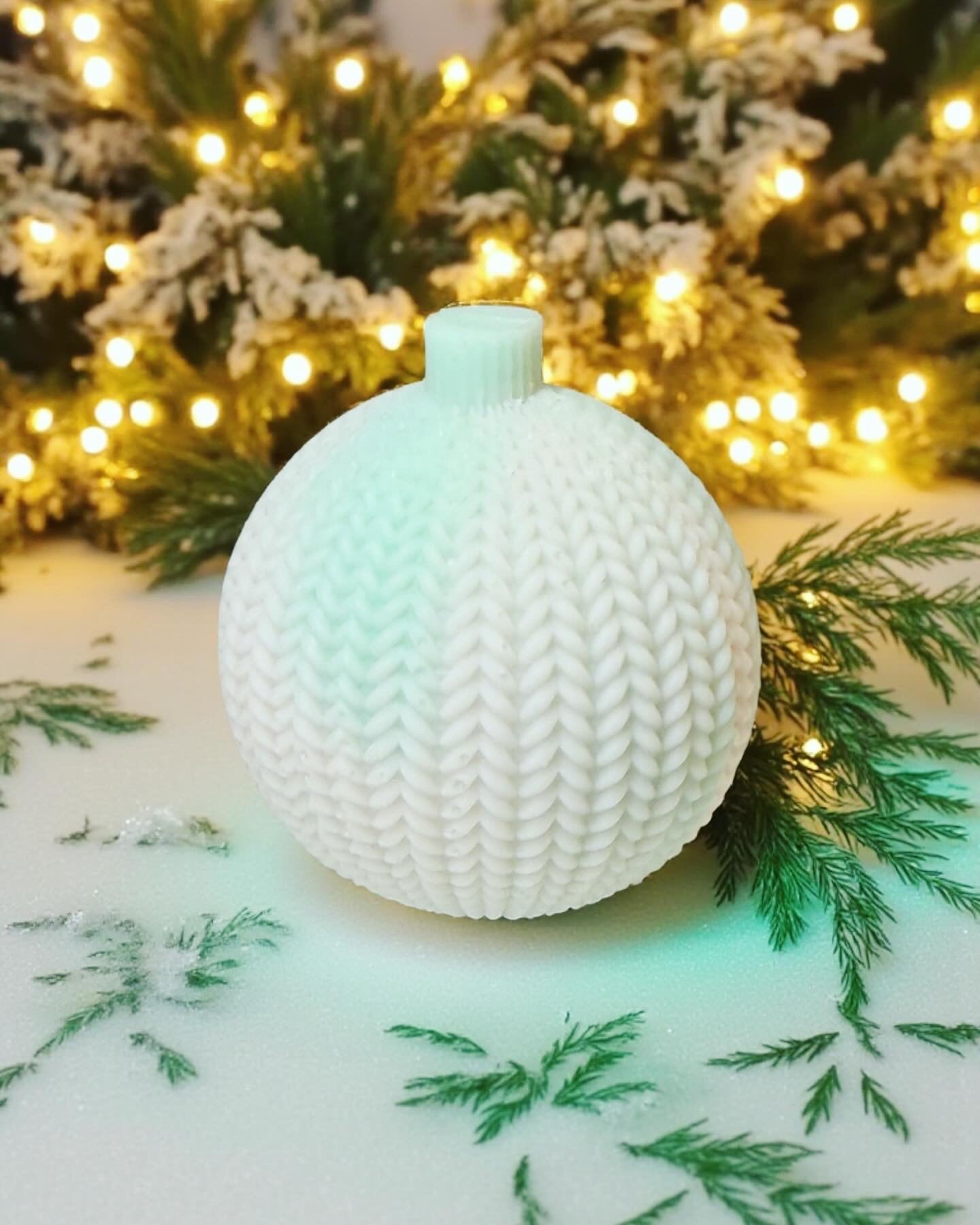 3D Bauble - Tinsel (full round bauble)