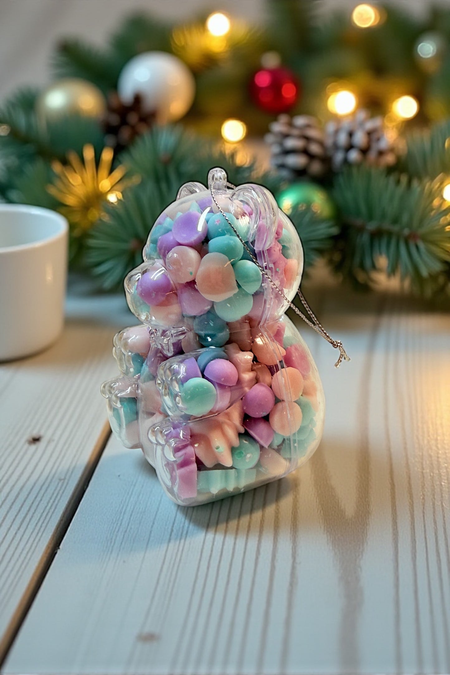 Festive Memories - Bear pre-filled bauble