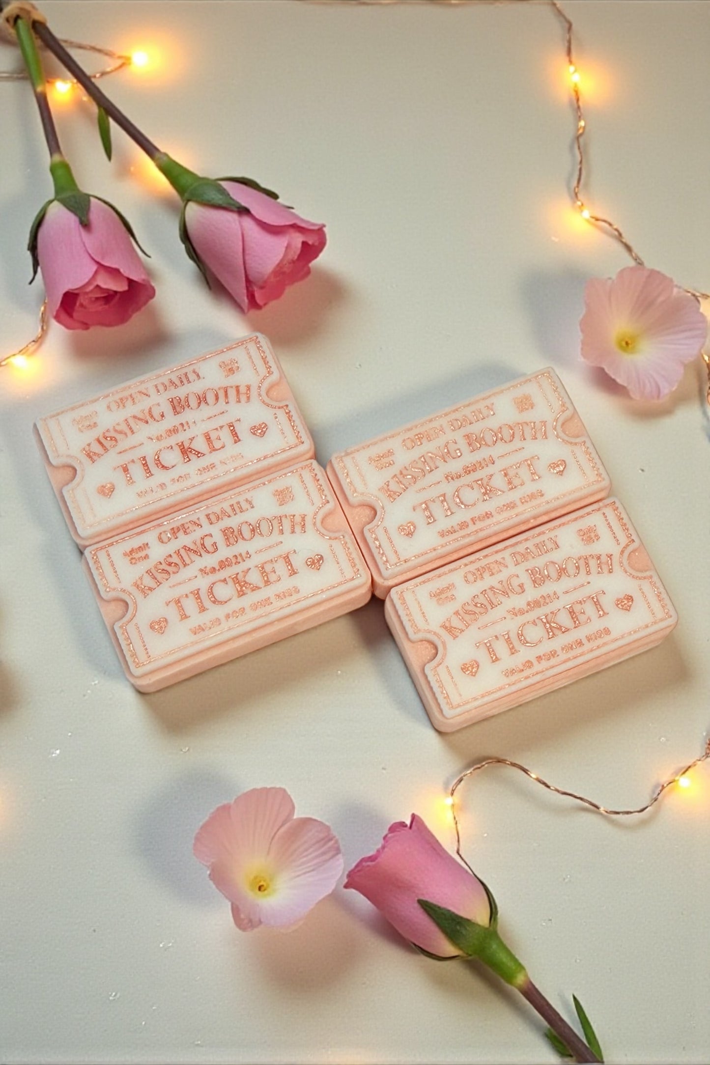 Blush Silk - Kissing Booth (x4)