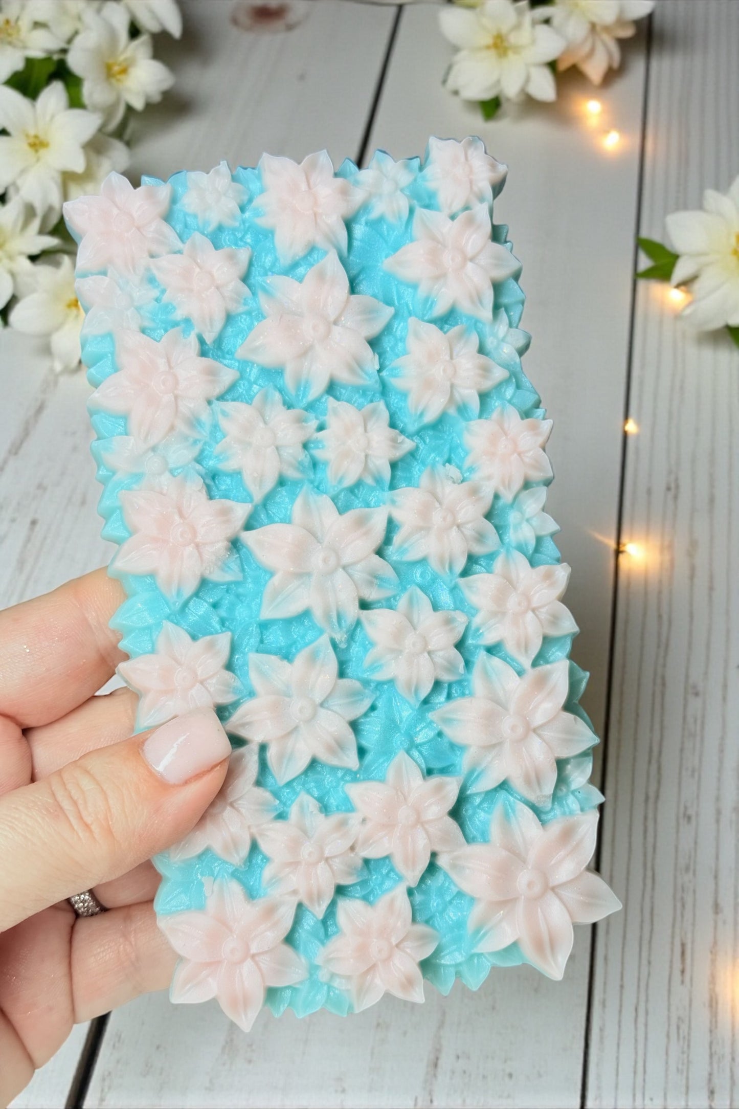 Ari Cloud Flower Bar