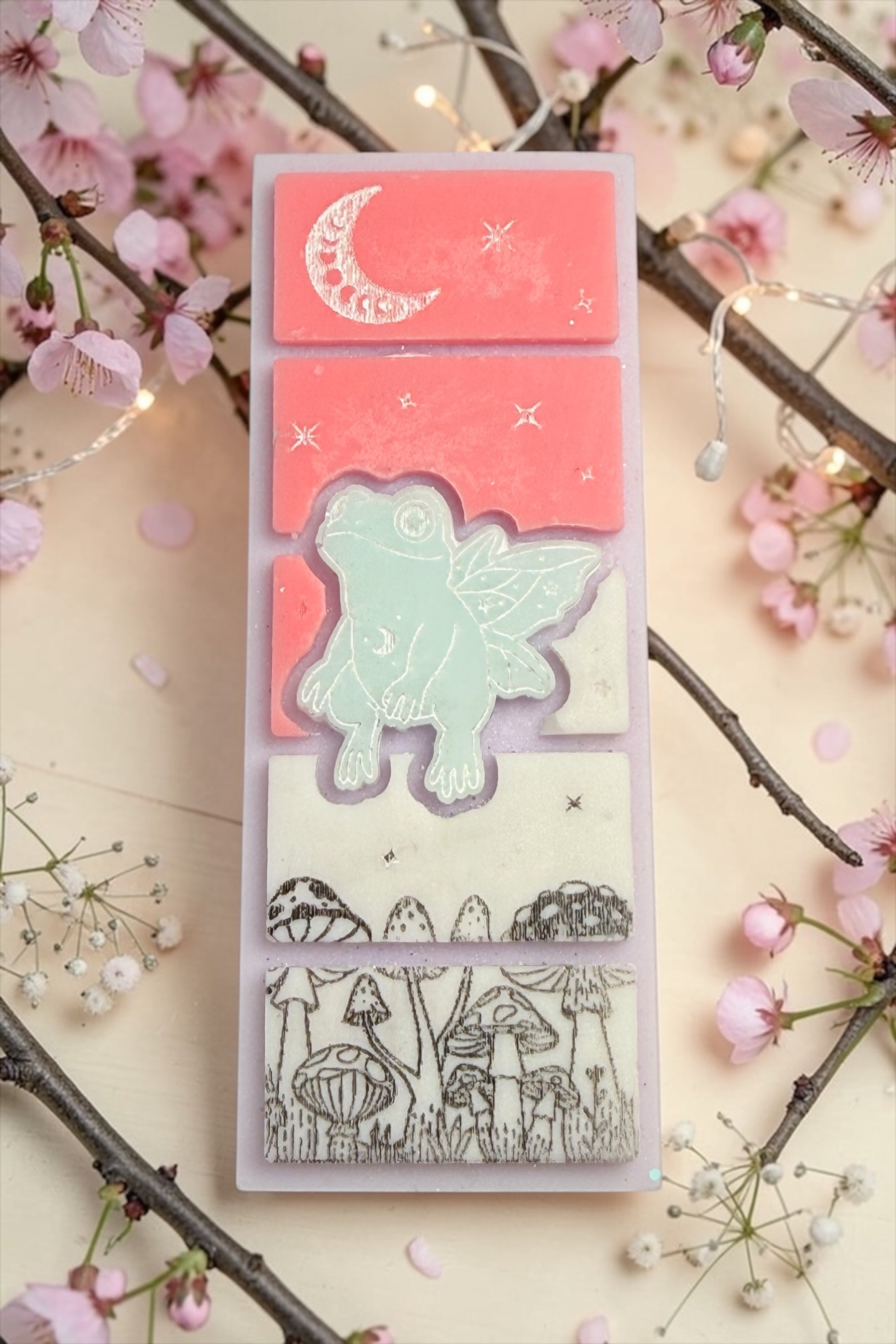 Fairy Frog Snap Bar - Day Dream Hotel - Enhanced by Nature LTD